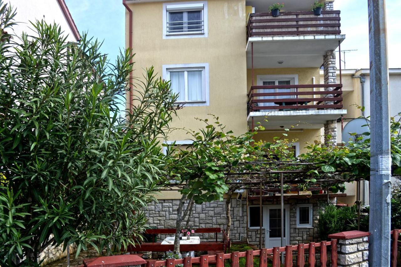 Sweet Home Lustig Pula Exterior photo